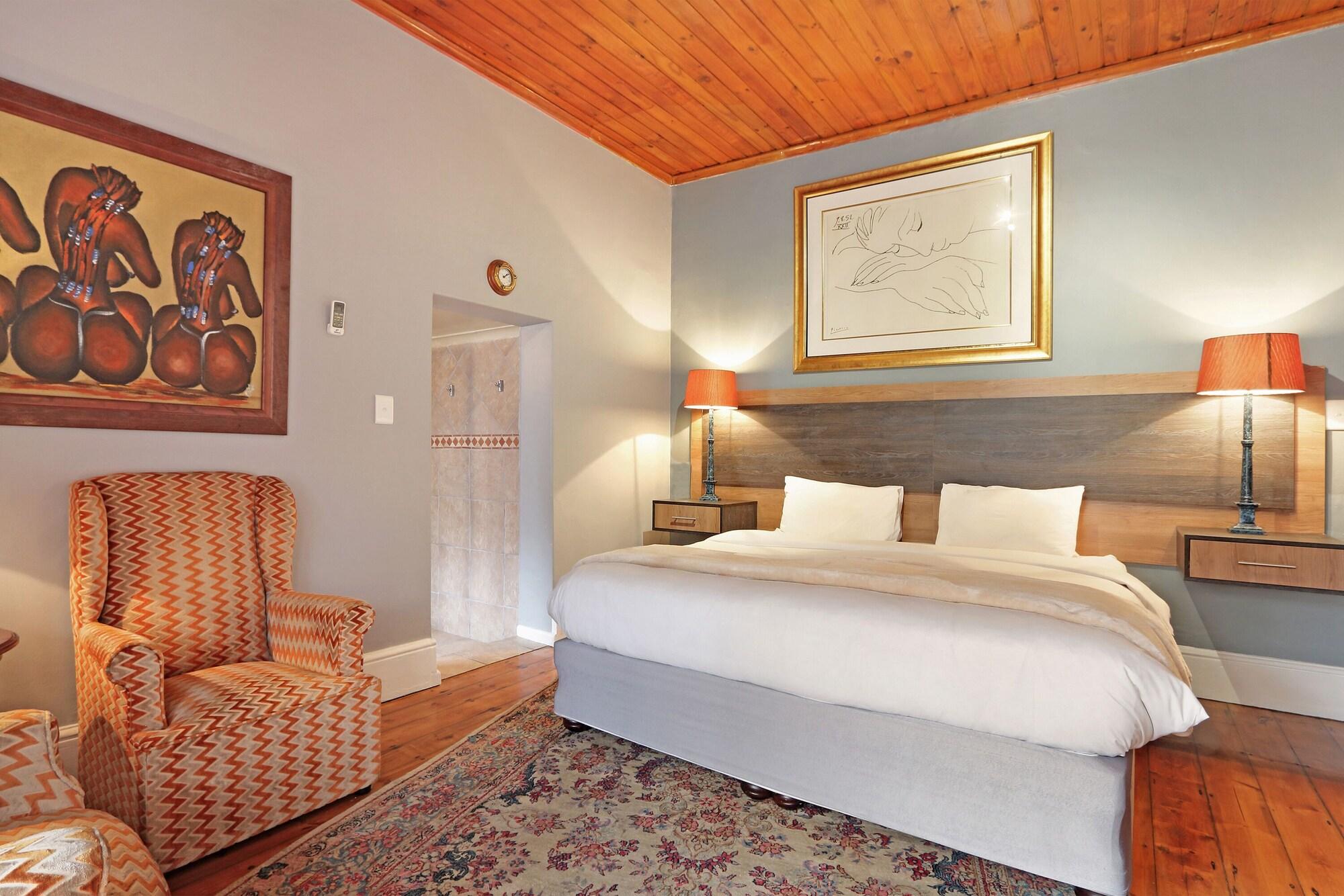 Guest house 40 Winks Green Point Cape Town