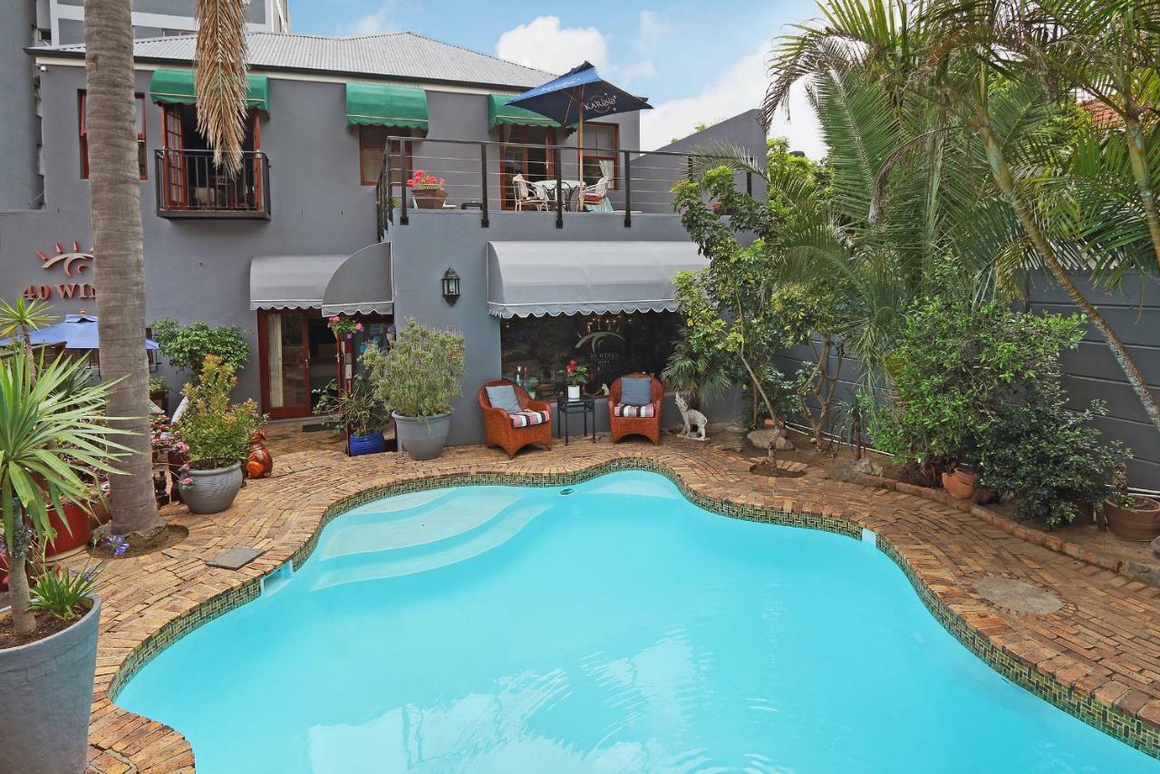 40 Winks Green Point Guest house