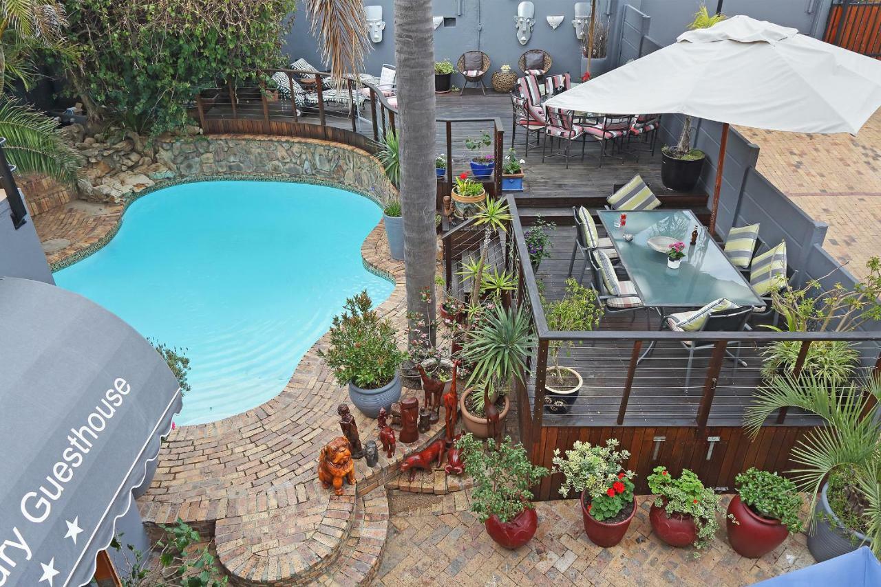 40 Winks Green Point 4* Cape Town
